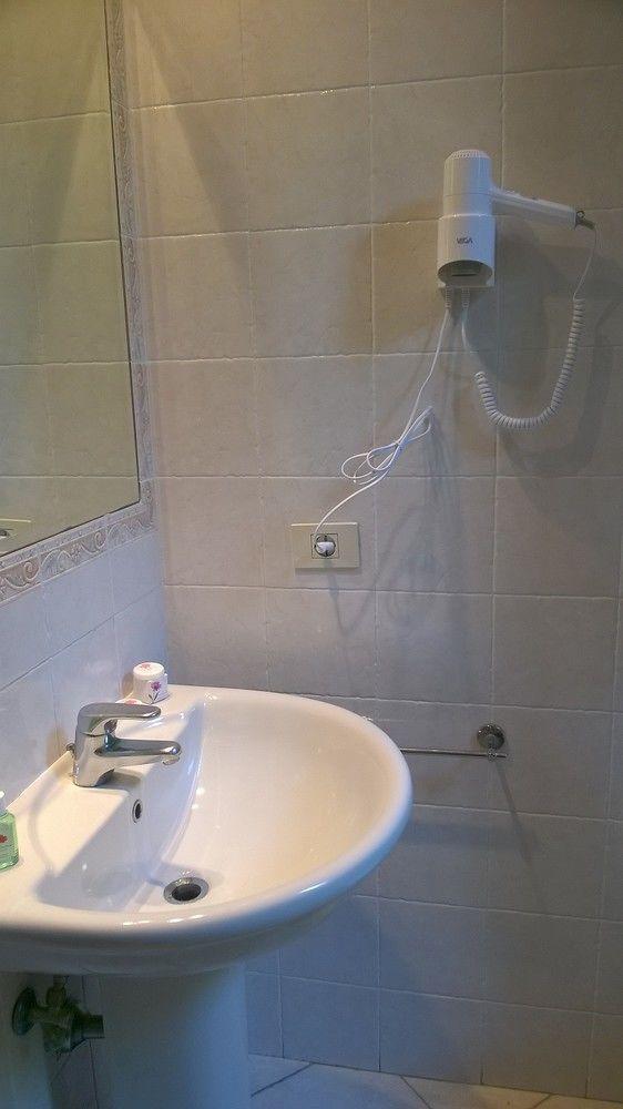 פיומיצ'ינו Hotel La Villetta מראה חיצוני תמונה