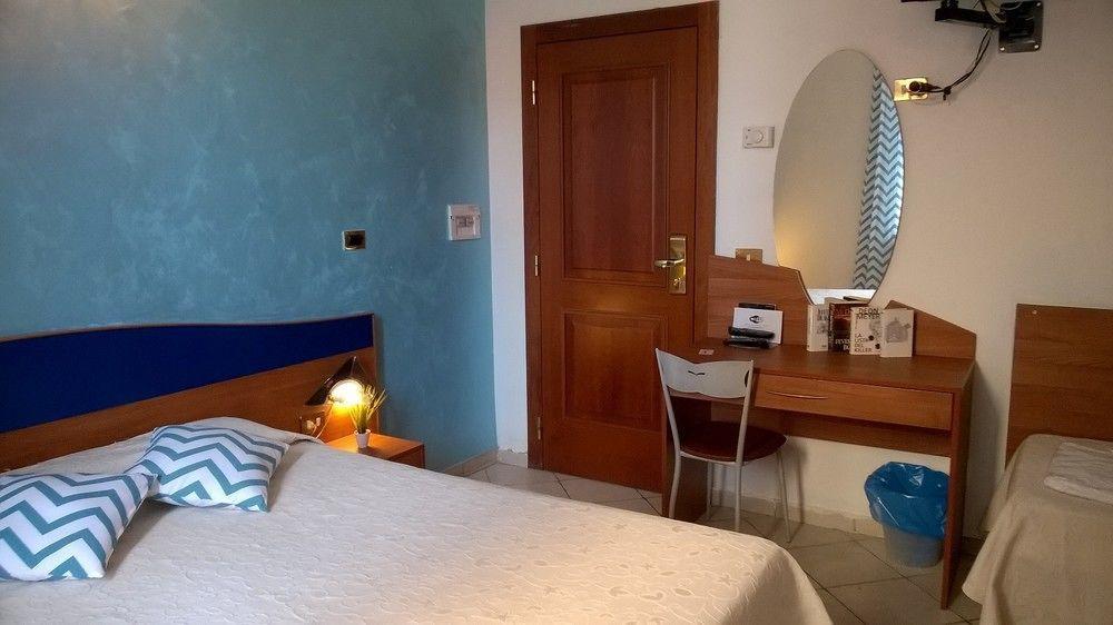 פיומיצ'ינו Hotel La Villetta מראה חיצוני תמונה