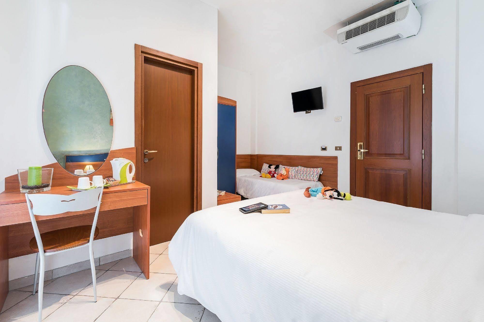 פיומיצ'ינו Hotel La Villetta מראה חיצוני תמונה