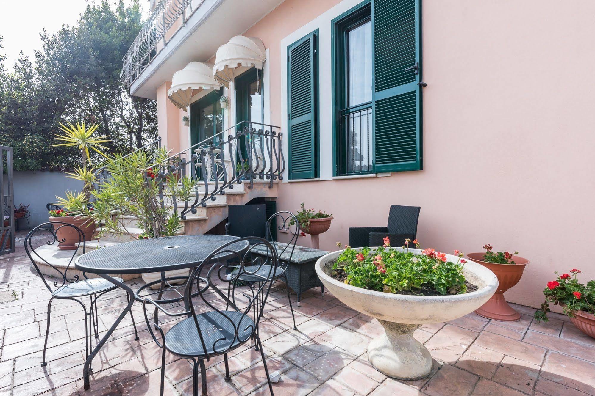 פיומיצ'ינו Hotel La Villetta מראה חיצוני תמונה